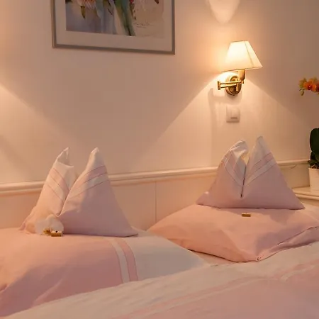 Casa de hóspedes Fábián Panzió 3*